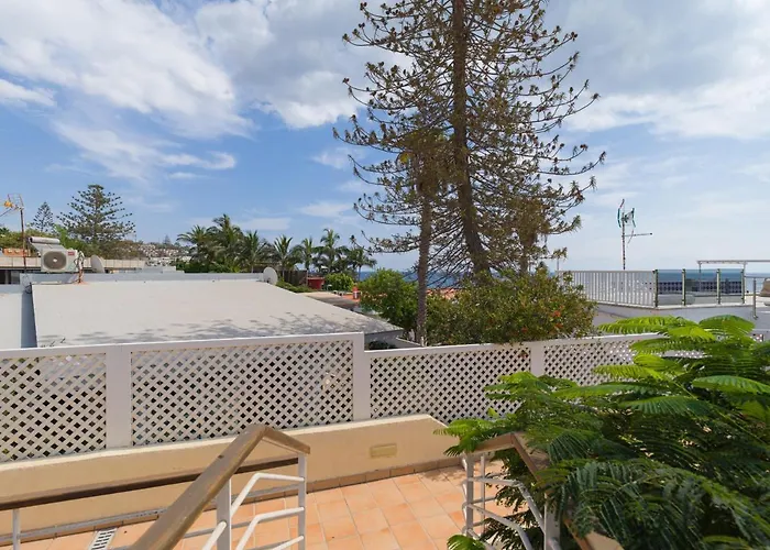 Homeforguest Modern Apartment In San Agustin 2 Min From The Beach