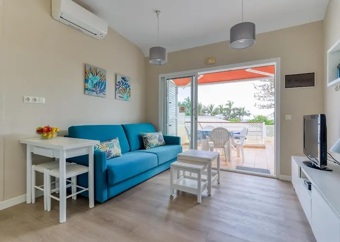 Homeforguest Modern Apartment In San Agustin 2 Min From The Beach