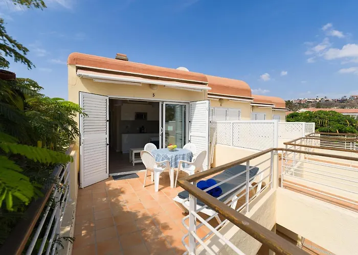 Homeforguest Modern Apartment In San Agustin 2 Min From The Beach