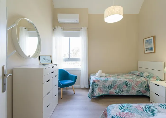 Homeforguest Modern Apartment In San Agustin 2 Min From The Beach