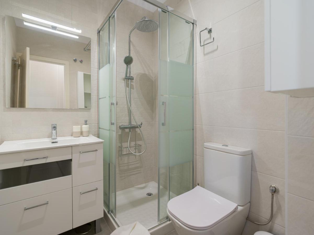 Homeforguest Modern In San Agustin 2 Min From The Apartment